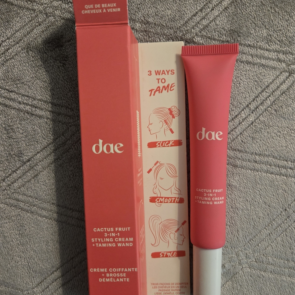 Dae Cactus Fruit Styling Cream and Taming Wand